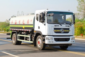 东风多利卡4500洒水车